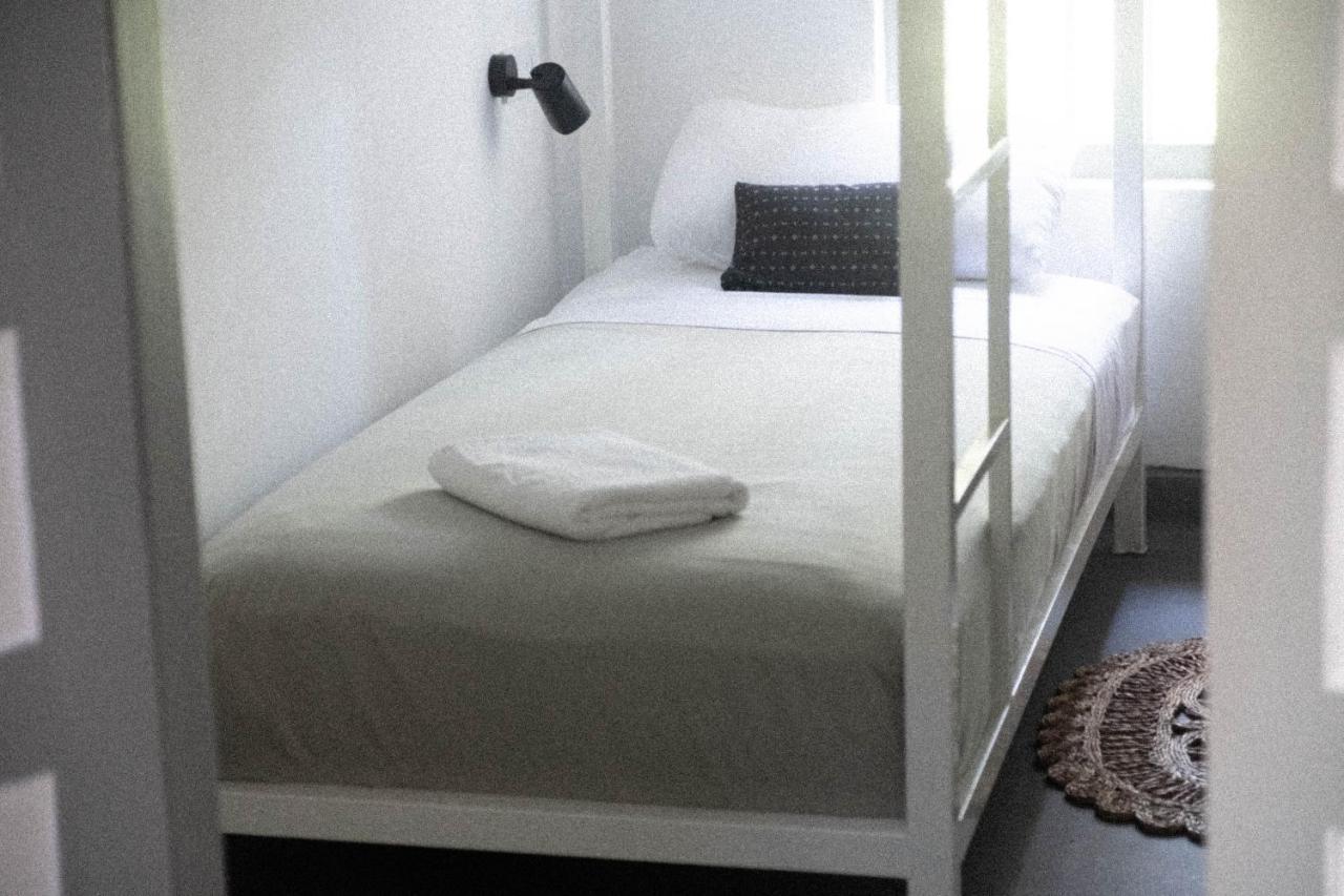 Clics Coliving & Coworking Hotell Dikwella Exteriör bild